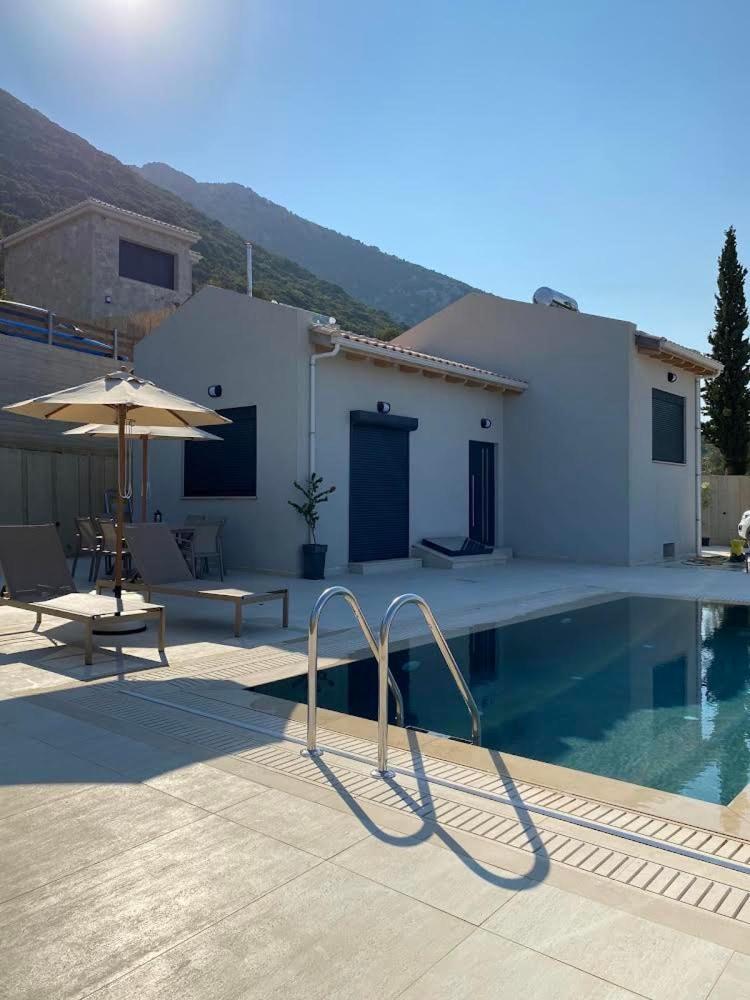 Ionian Stone Luxury Villa 尼基亚娜 外观 照片